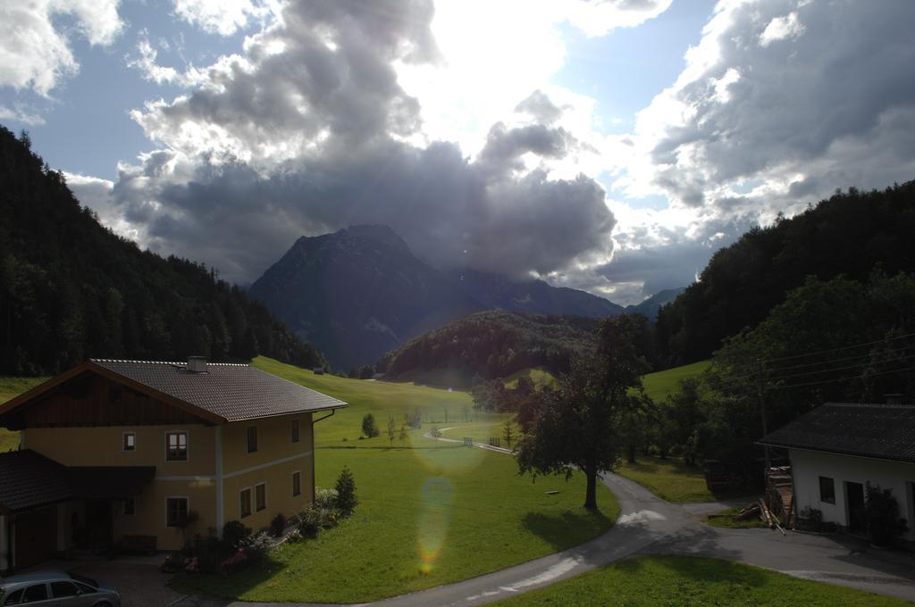 Hinterkellaubauer Bed and Breakfast Kuchl Exterior foto